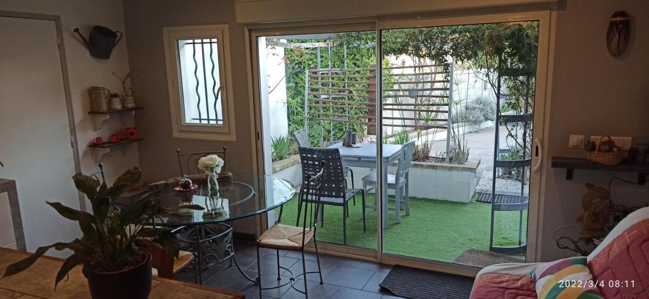 Secret Garden - Chez Gilles Et Tra - Maison D Hote -T2 Super Mignon, Neuf Et Independant , Dans Cadre Agreable Et Zen Valergues Luaran gambar